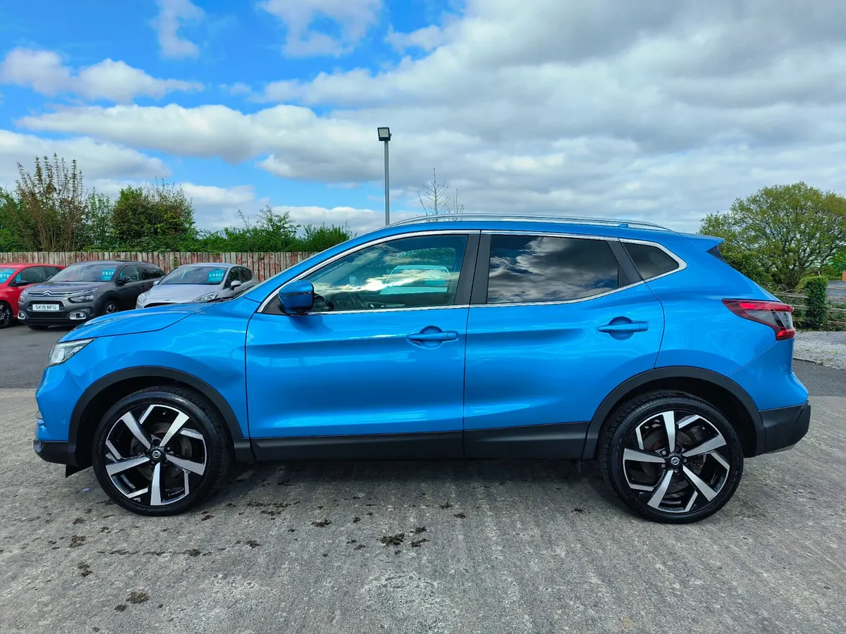 2017 Nissan Qashqai 1.2 Dig-T Tekna 5dr - Image 4