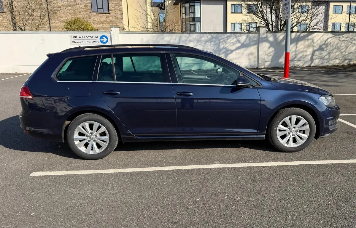VOLKSWAGEN GOLF 1.2TSI DSG 5DR - Image 1