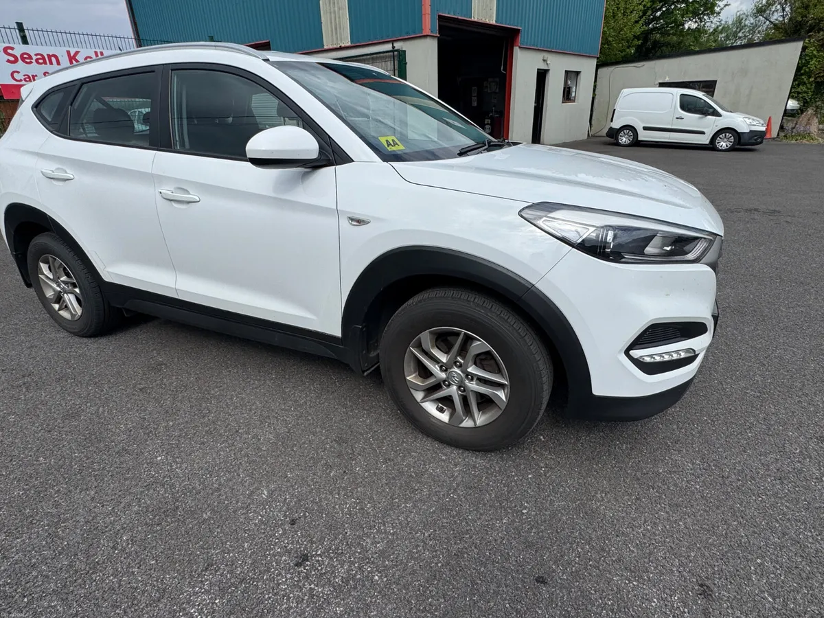 Hyundai Tucson 2016 - Image 2