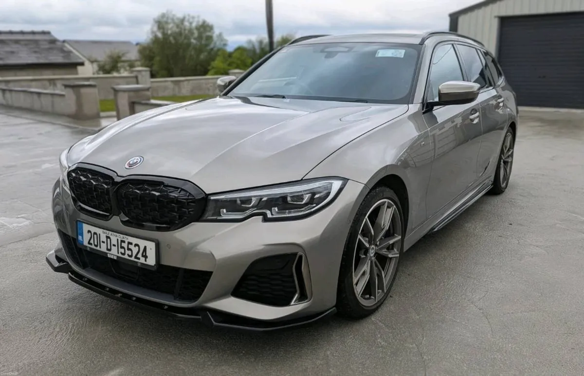 BMW M340i Touring - Image 2