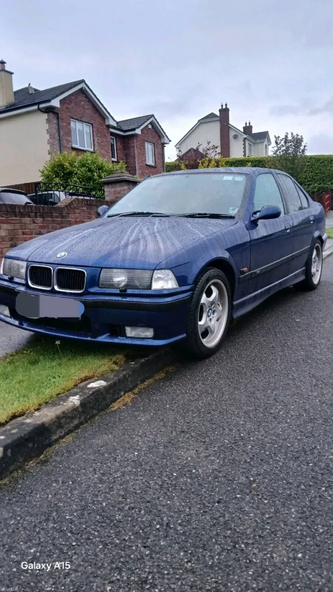 BMW M3 E36 Saloon - Image 1