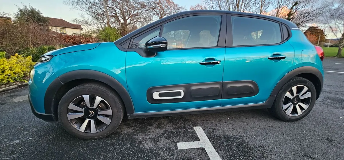 Citroen C3 Flair Puretech Blue 2022 1.2L - Image 2