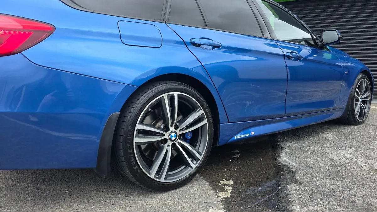 BMW 330d M-Sport Touring - Image 5