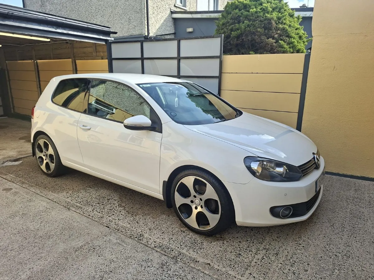 Volkswagen Golf 2012 - Image 4