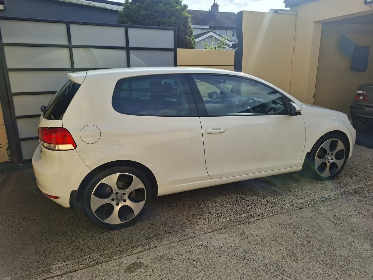 Volkswagen Golf 2012 - Image 5