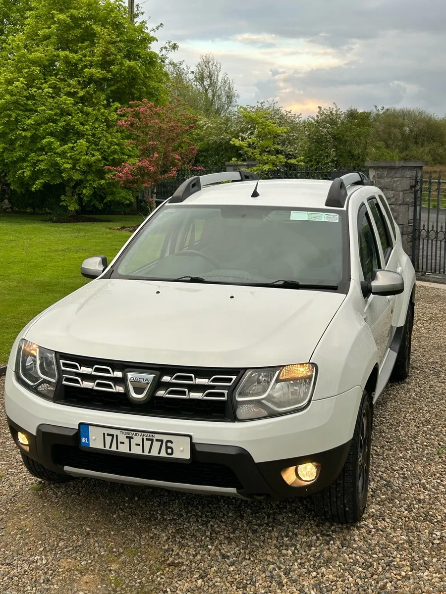 2017 Dacia Duster Prestige As New - Image 1