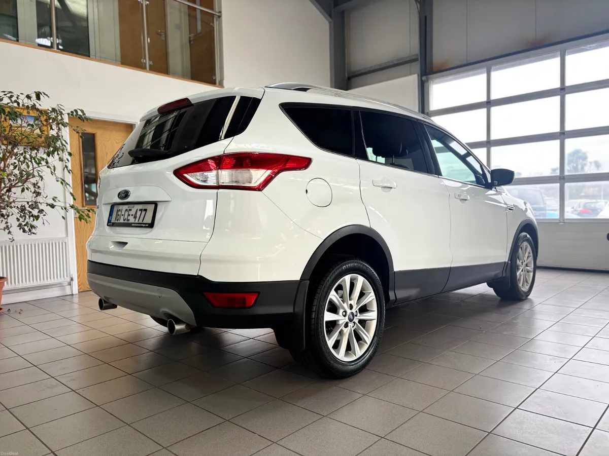 Ford Kuga 2016 - Image 4