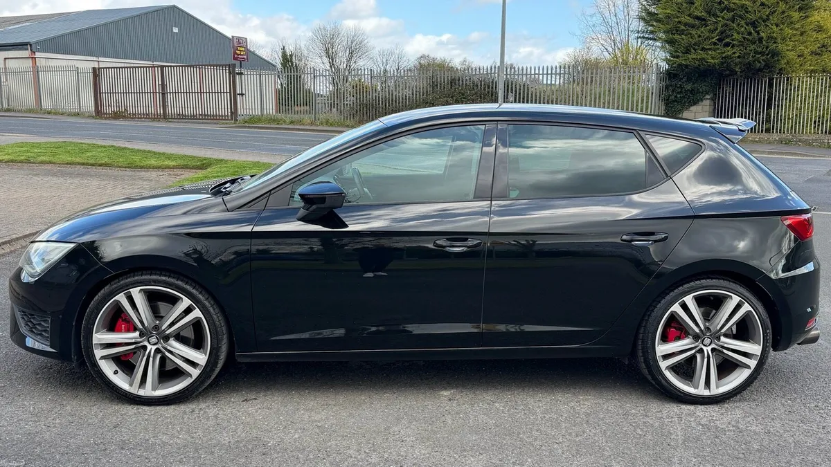 2016 SEAT Leon Cupra 2.0 TSI 310BHP - Image 3