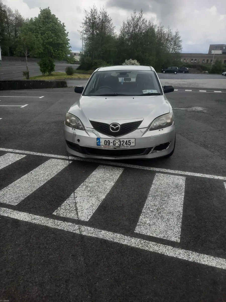 2009 Mazda 3 - Image 3