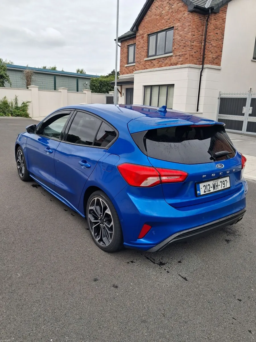 Ford Focus 2021 - Image 3