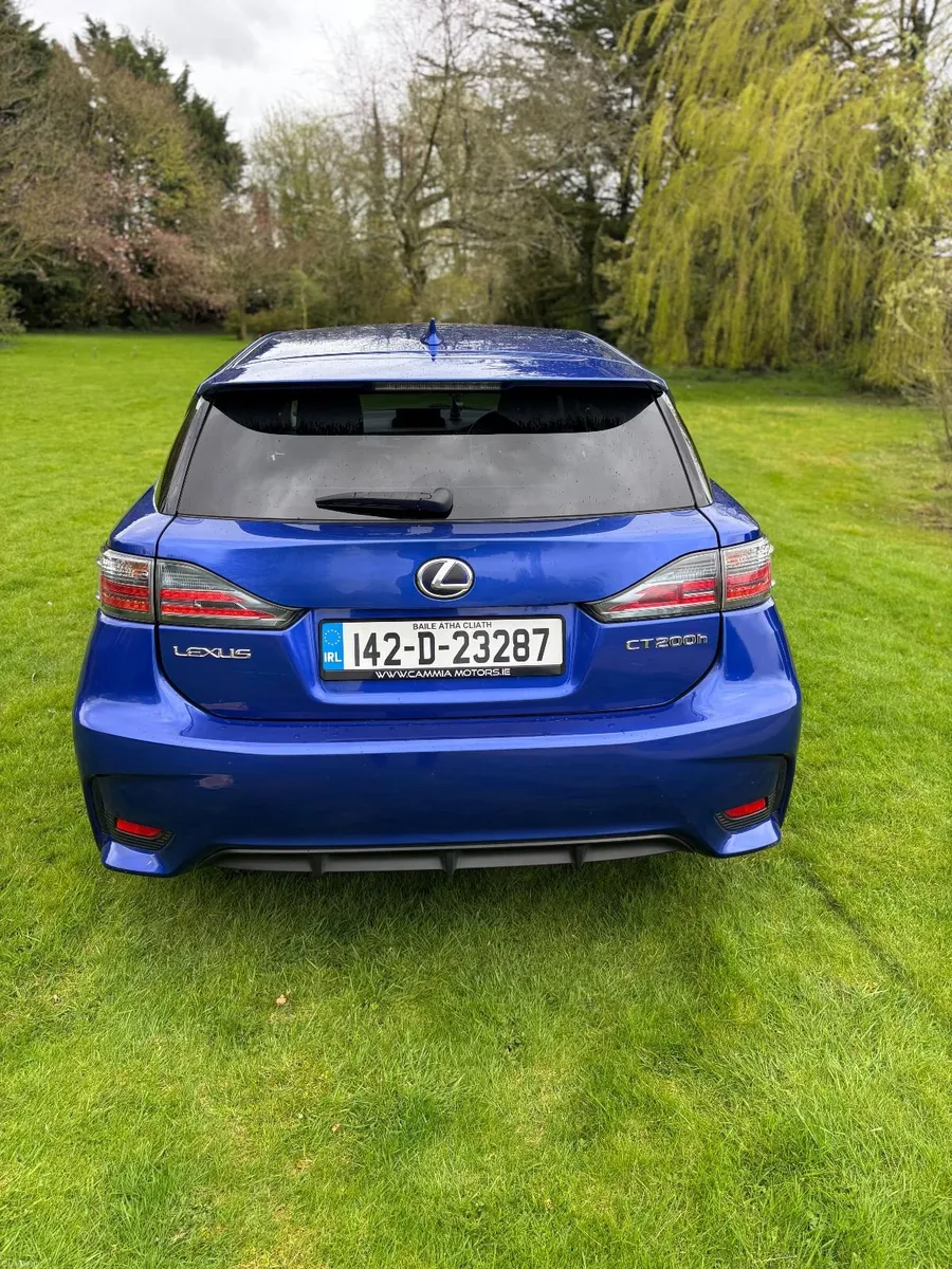 Lexus CT 2014 - Image 4