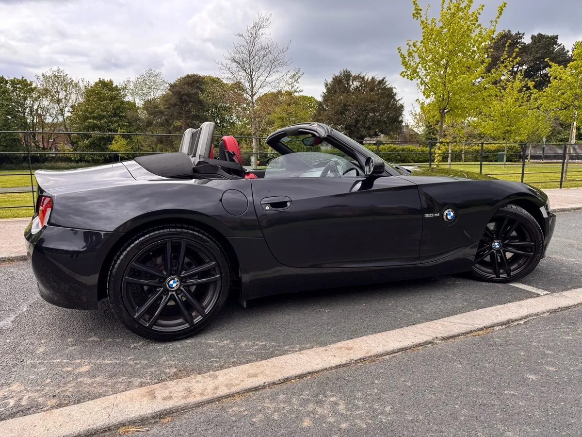 BMW Z4 3.0 SI - Image 4
