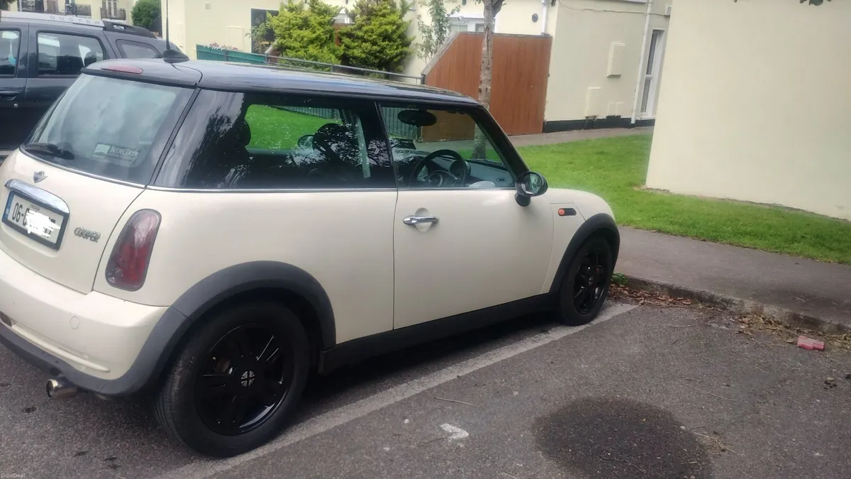 06 MINI Cooper 1.6 Petrol Great Driver - Image 3