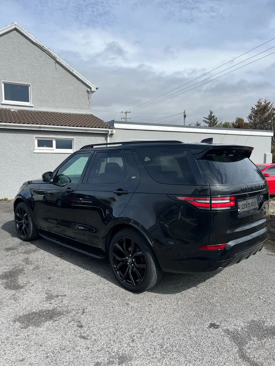2020 Land Rover Discovery - Image 3