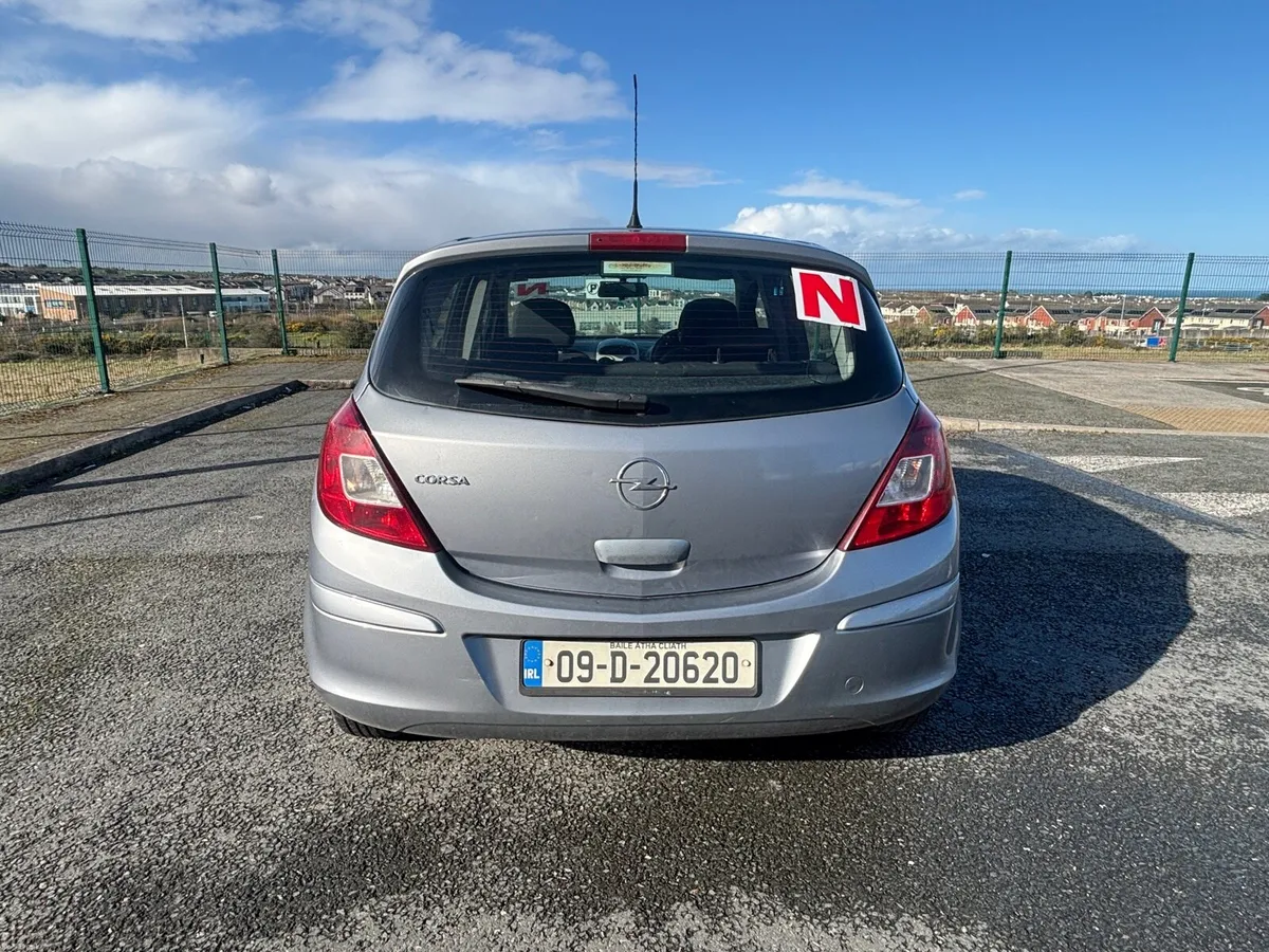 Opel Corsa 1.0 12V LIFE - Image 2