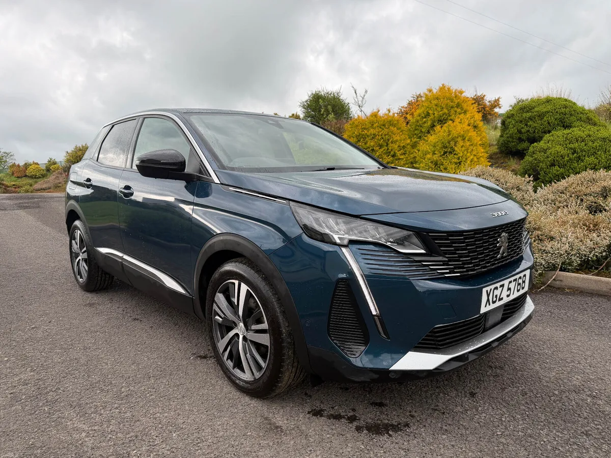 Peugeot 3008 DIESEL ESTATE - Image 2