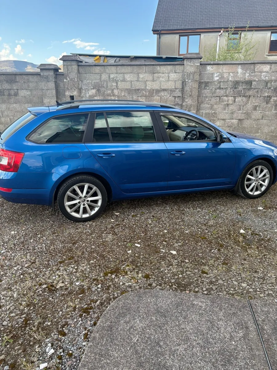 2014 Skoda Octavia - Image 4
