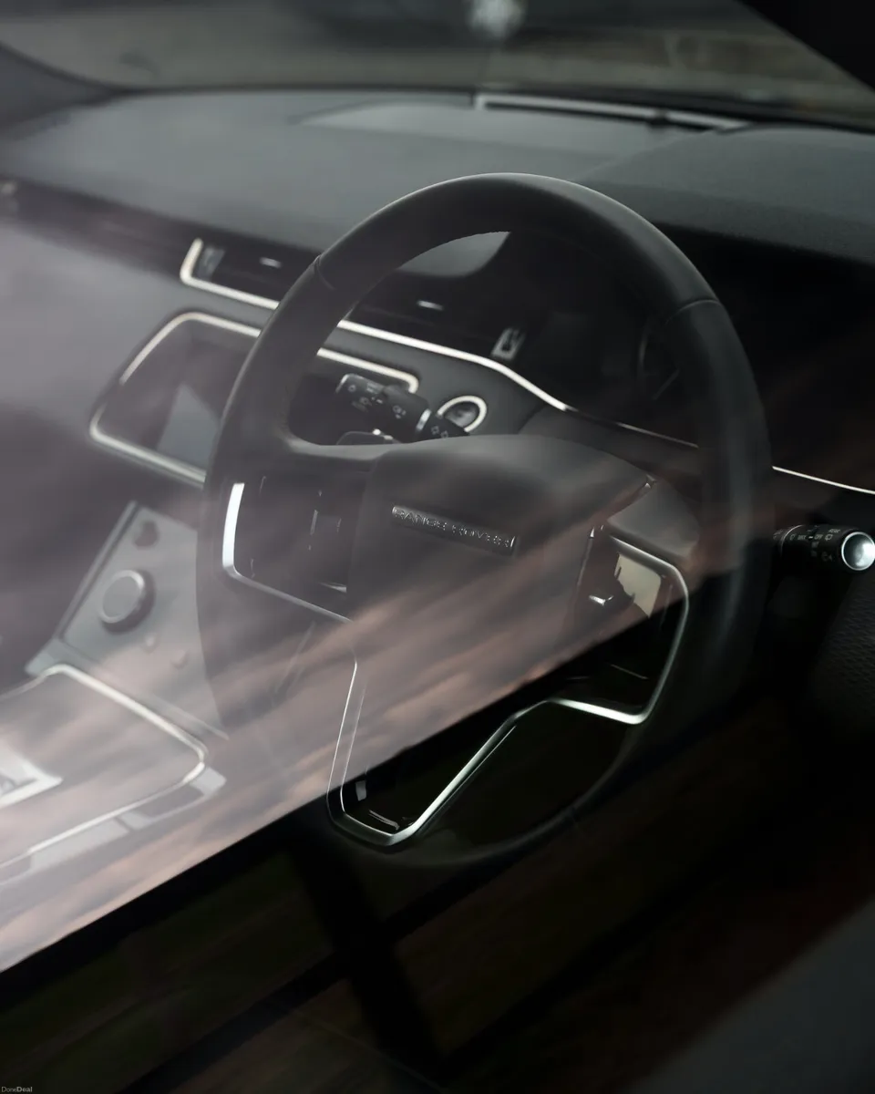 Range Rover Evoque 2023 - Image 4