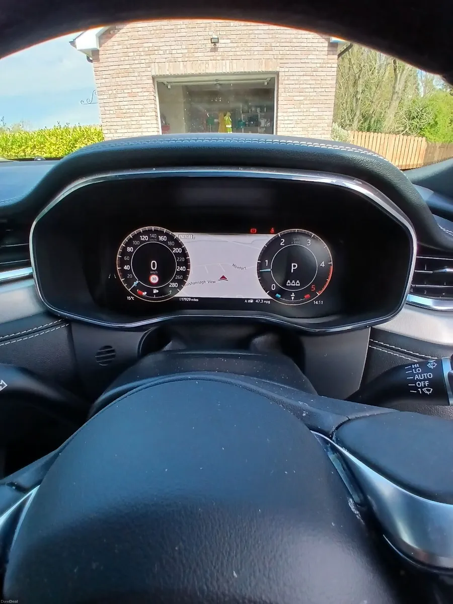 Jaguar XF 2024 - Image 6