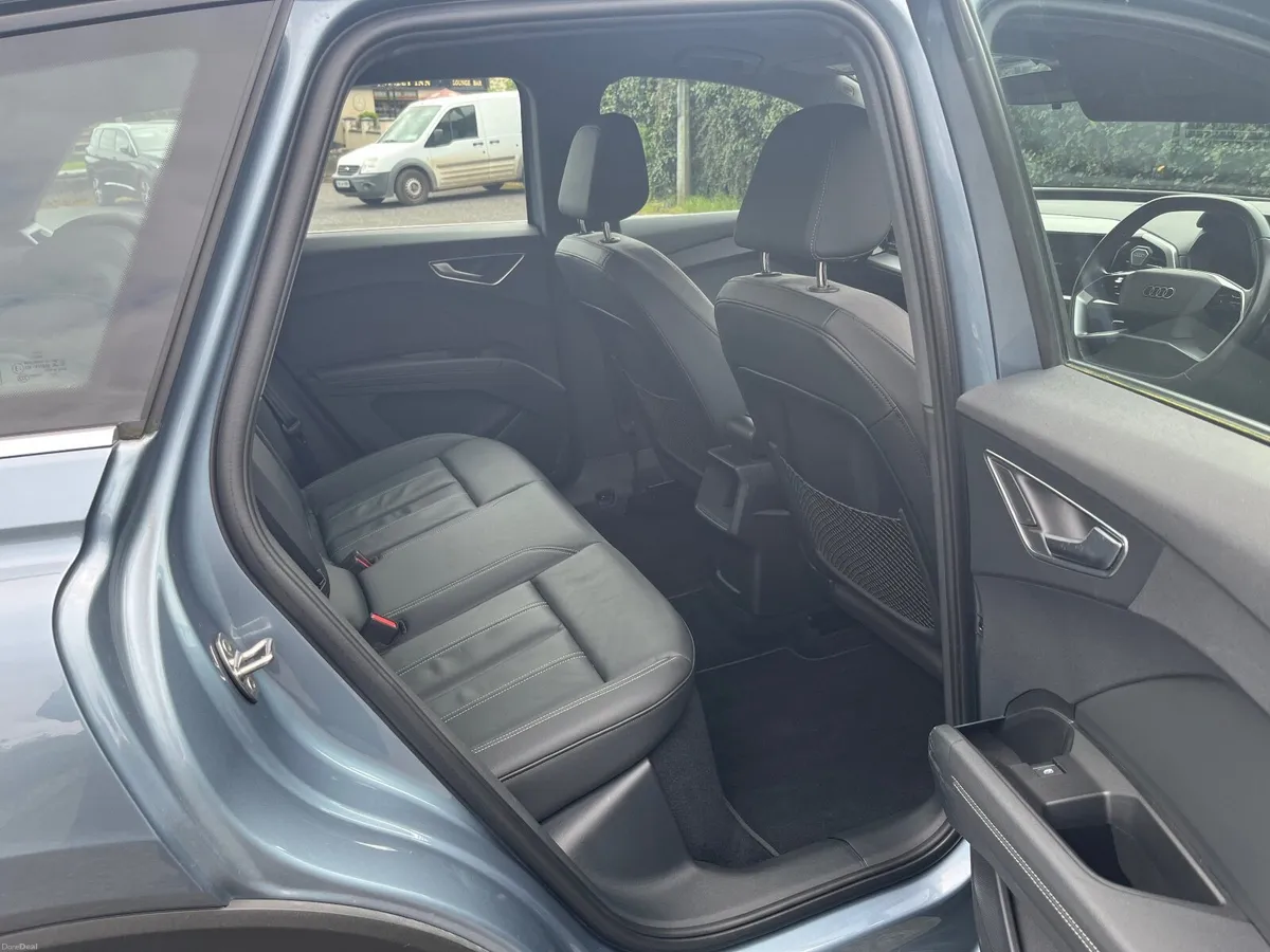 Audi Q4 Etron 40 (77kWh battery) - Image 4