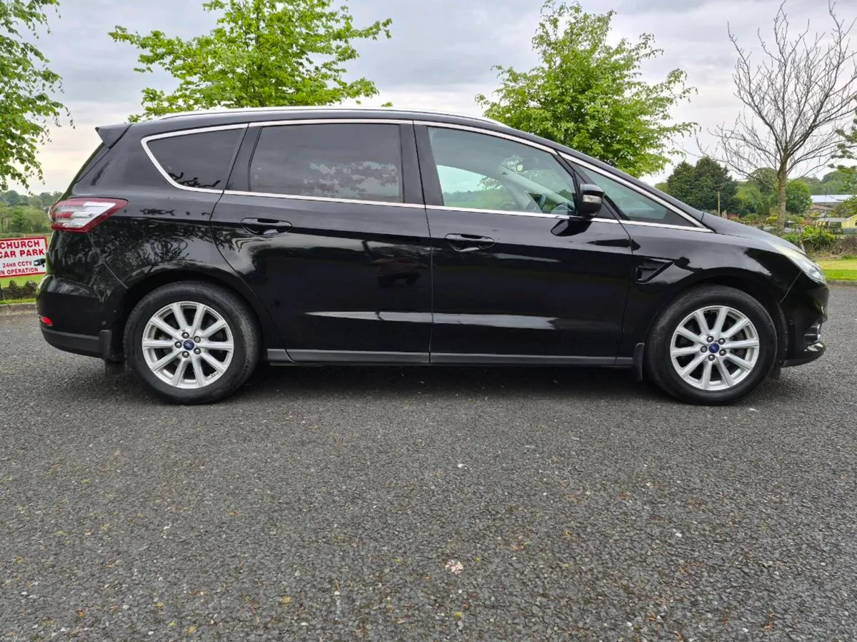 Ford s max - Image 2