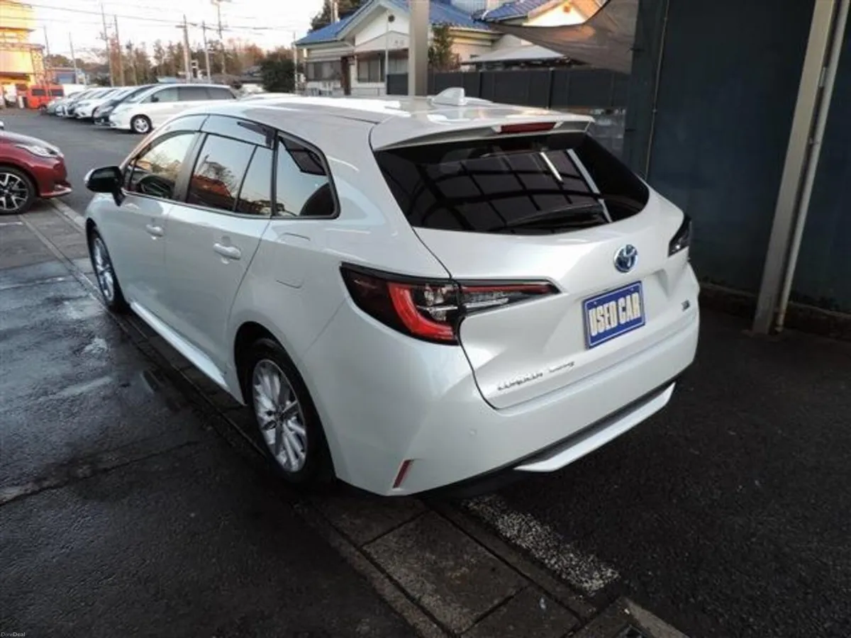 2022 Toyota Corolla Touring S Hybrid – Only 24k km - Image 4