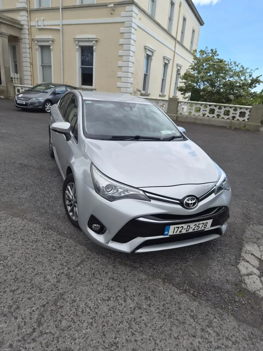 Toyota Avensis 2017 - Image 1