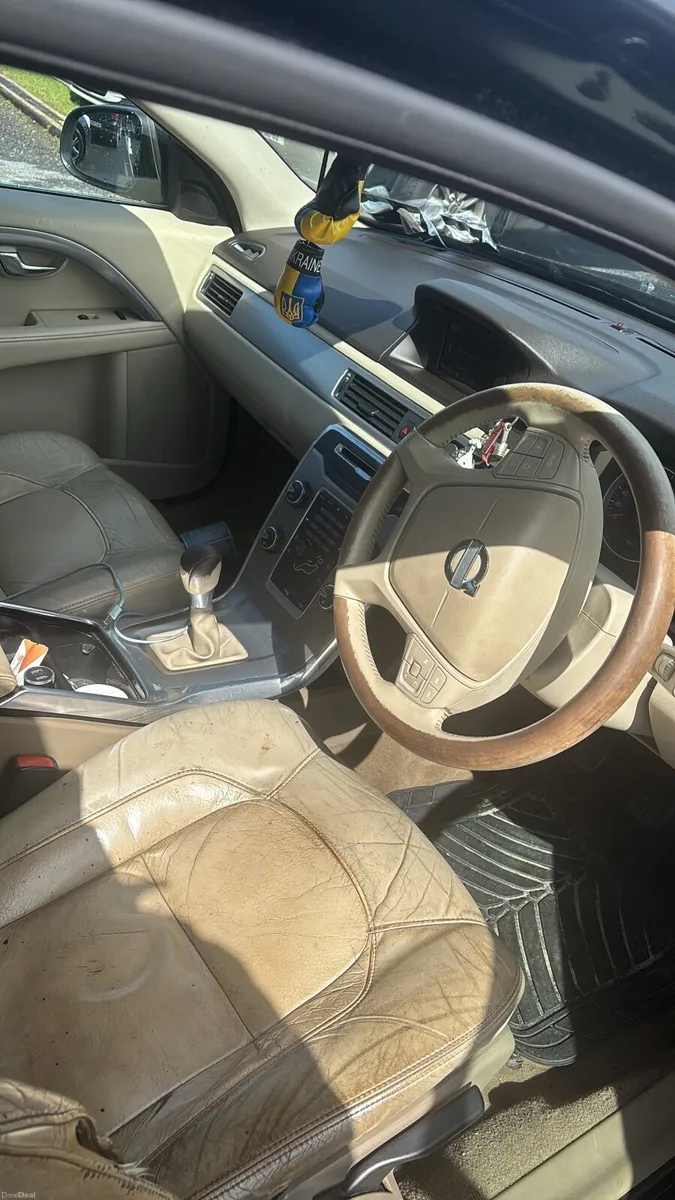 Volvo S80 2011 - Image 2