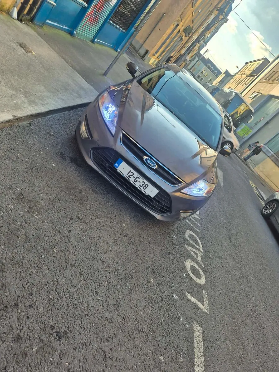 Ford Mondeo 2012 - Image 2