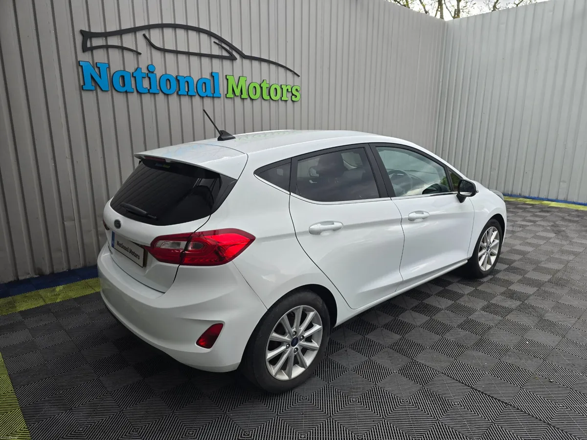 2018 Ford Fiesta TITANIUM 1.0 Petrol - Image 3