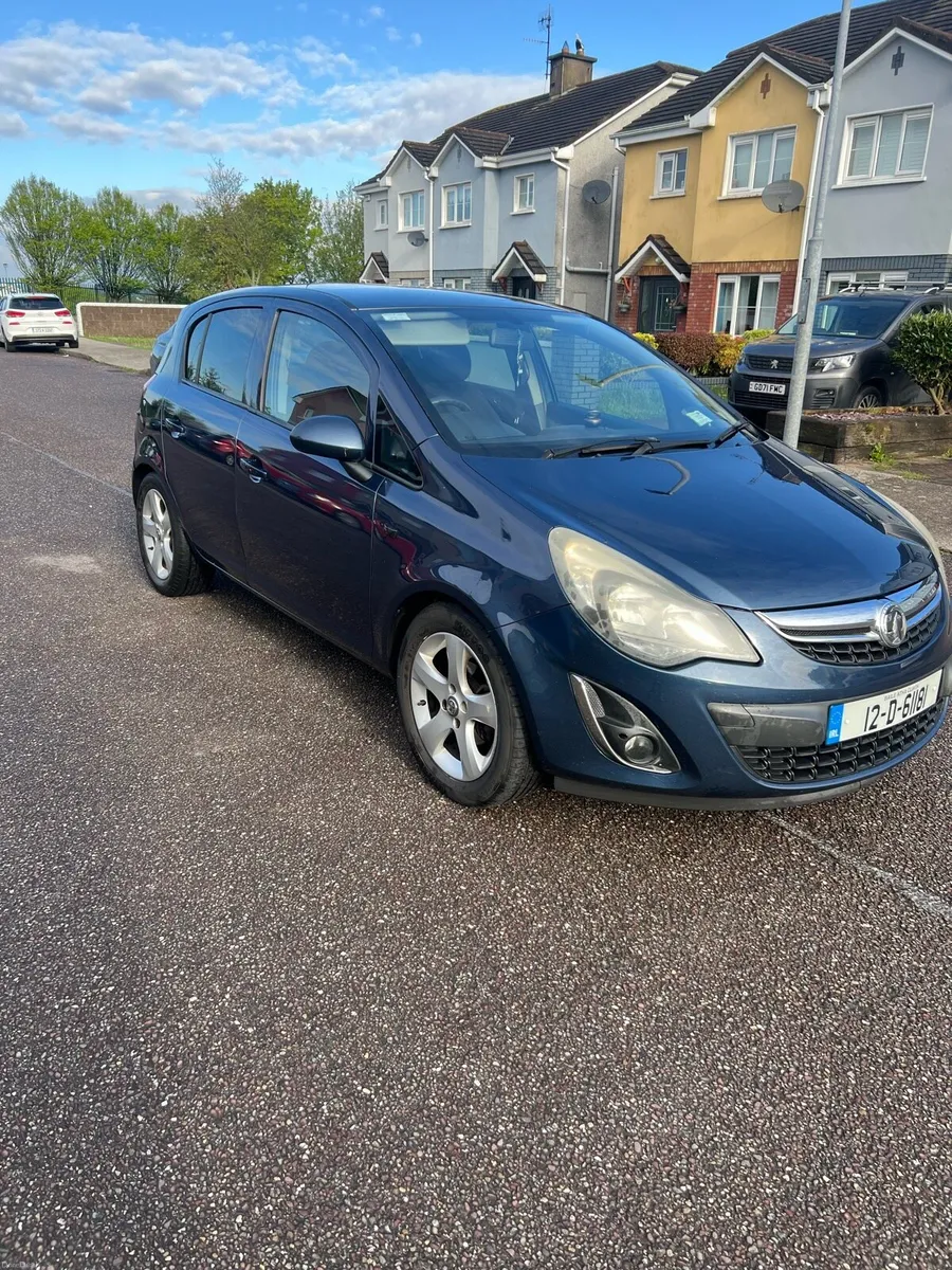 Corsa 1.2 petrol 2012 - Image 4