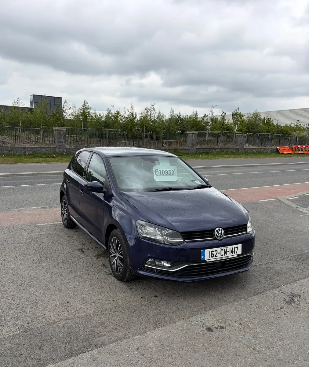2016 Vw Polo 1.2 Tsi DSG all star model - Image 3