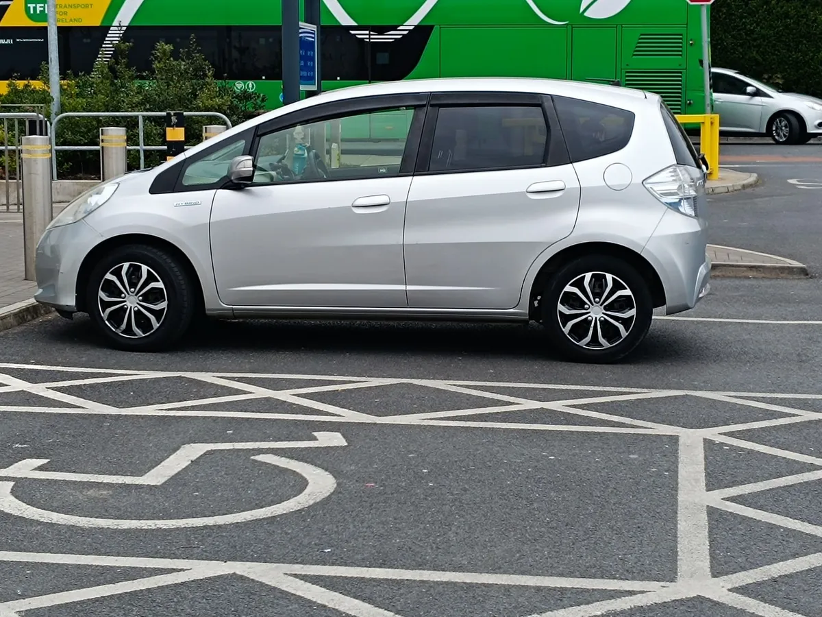 Honda Fit 2013 - Image 5