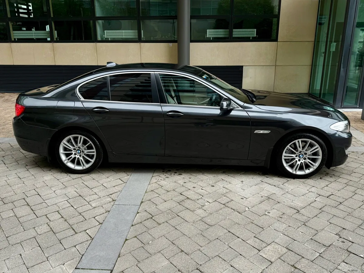 BMW F10 520D AUTO | NCT 04/27 Tax 10/26 - Image 3