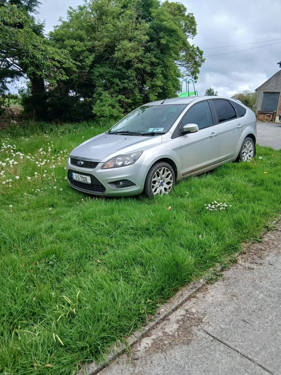Ford Focus 2011 - Image 1