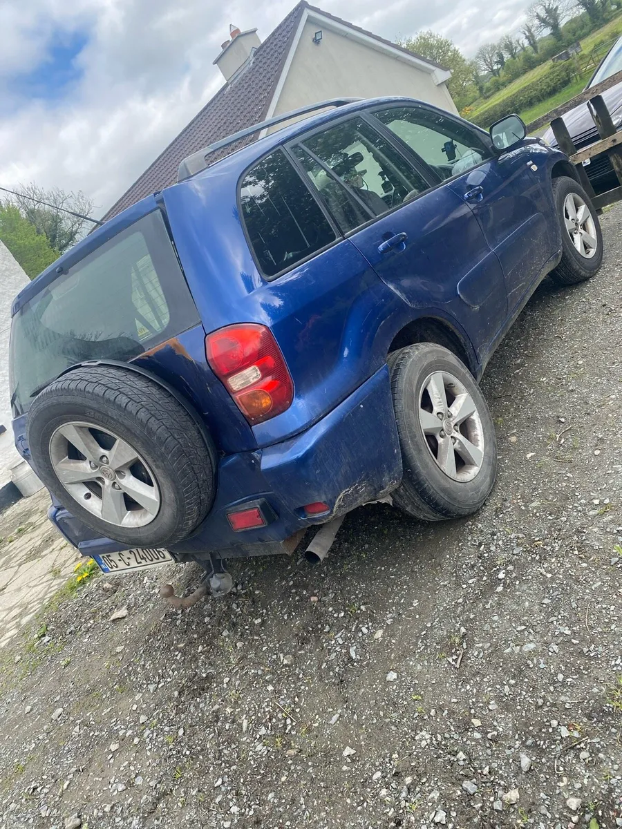 Toyota RAV4 - Image 4