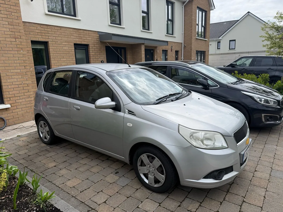 Chevrolet Aveo low mileage 1.2l - Image 2