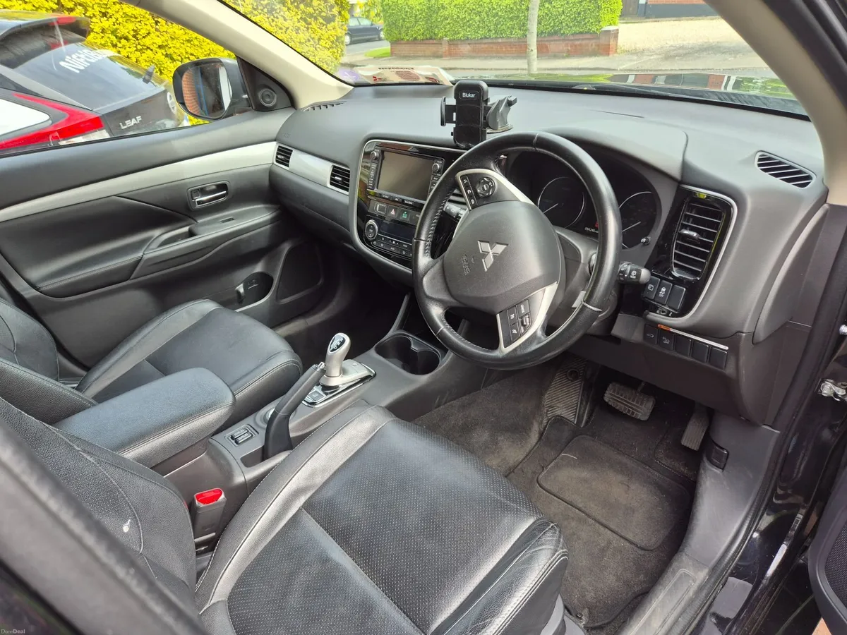 Mitsubishi Outlander 2015 - Image 3