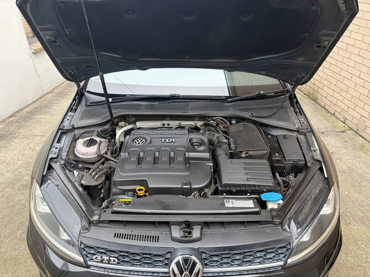 VW Golf GTD 2.0 TDI - Image 3