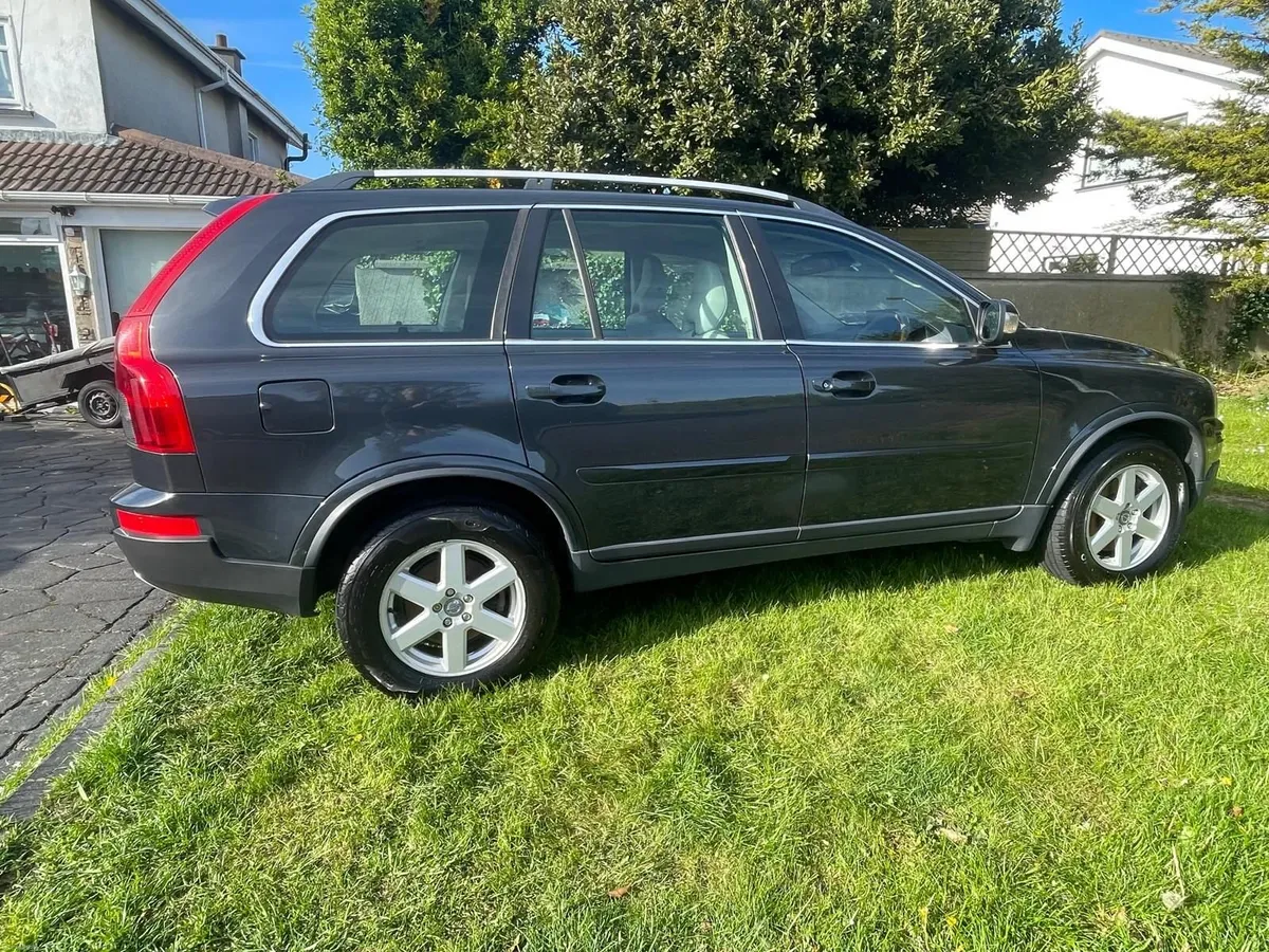 Volvo XC90 2012 - Image 4