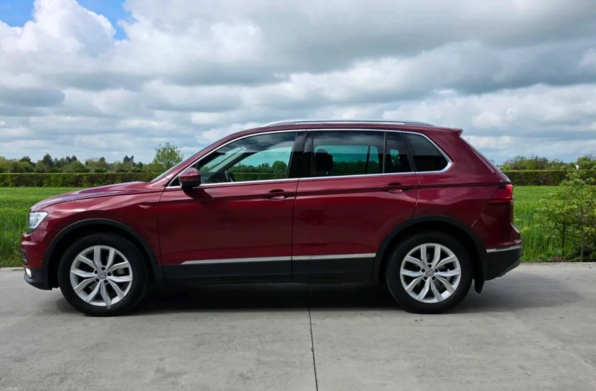 Car - Image 3