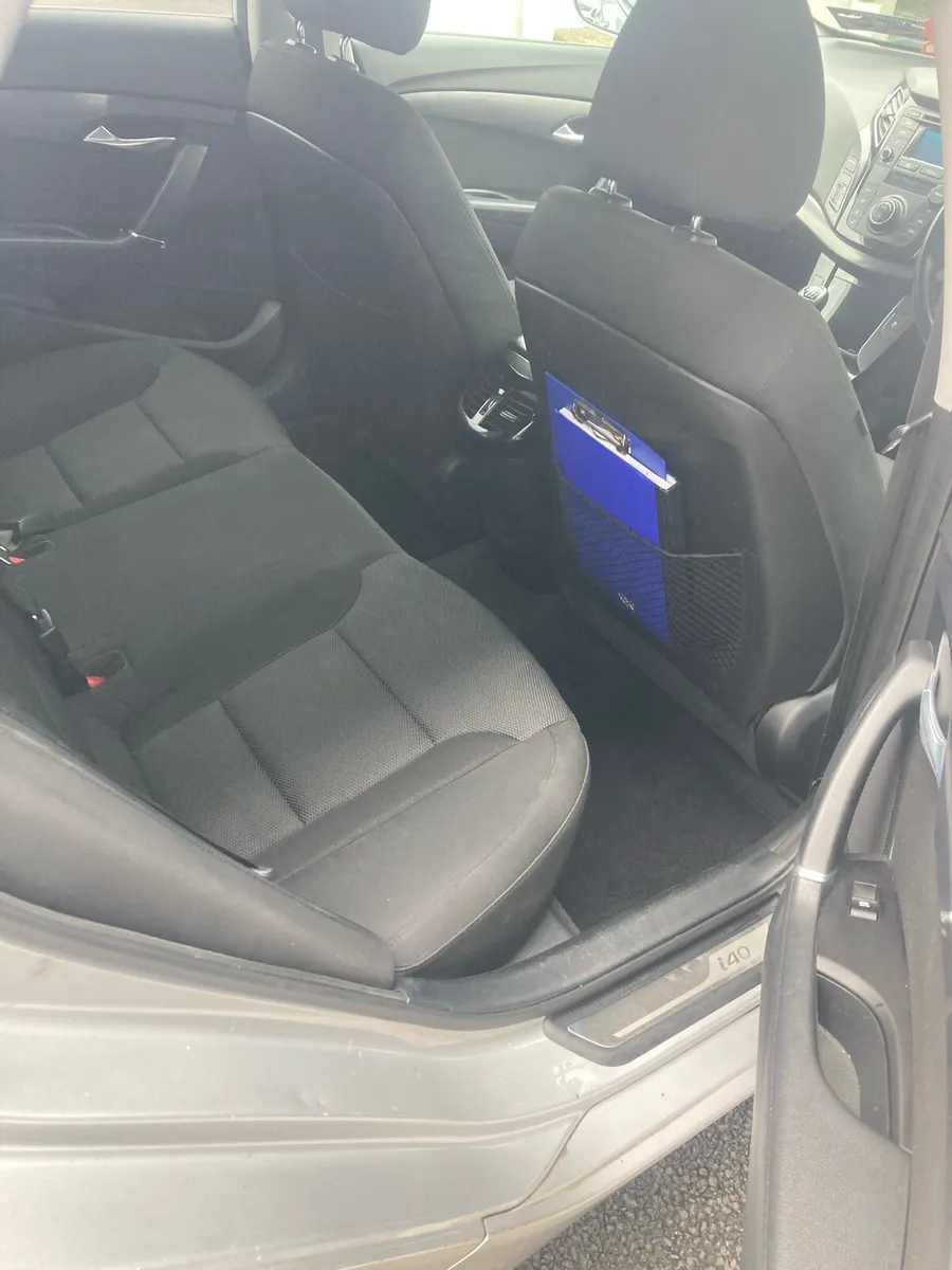 Hyundai i40 estate - Image 4