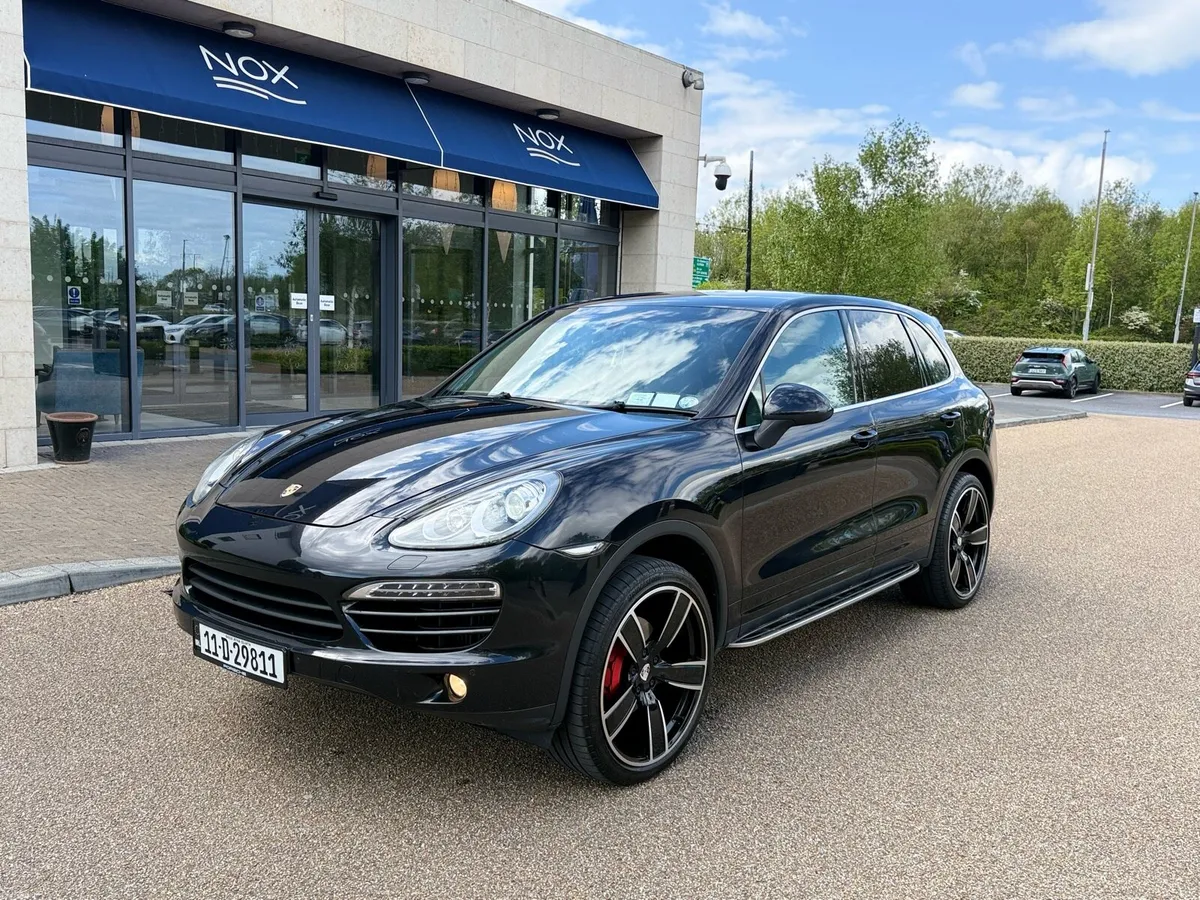 PORSCHE CAYENNE 3.0 D PLATINUM - Image 1