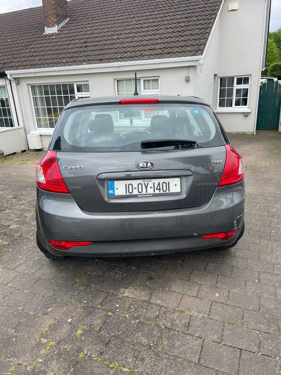 2010 Kia ceed - Image 2