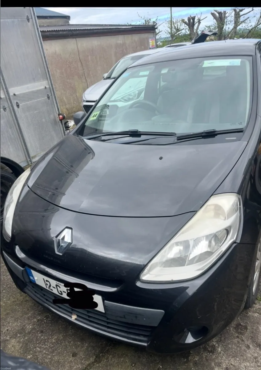 Renault Clio 2012 - Image 1