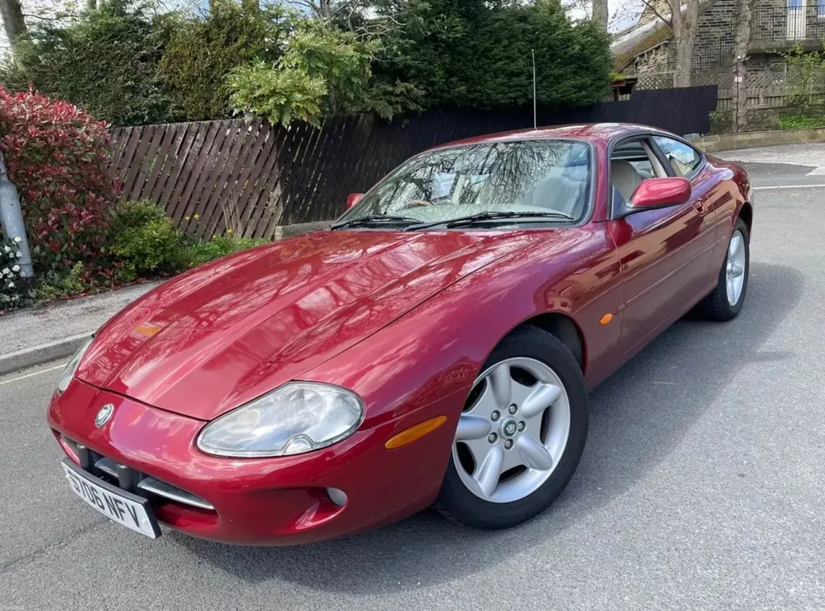 Jaguar xk8 1998 ( 77k miles )