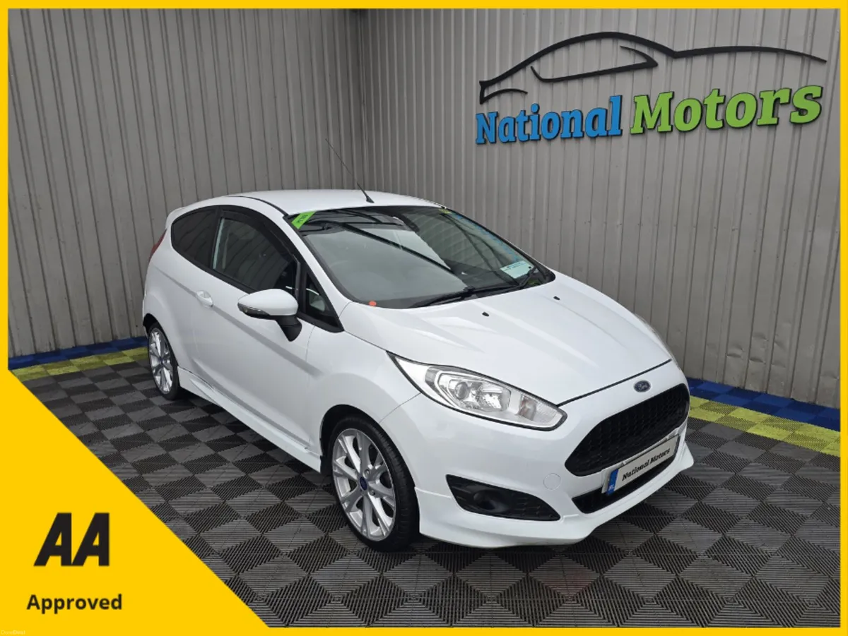 2013 Ford Fiesta ZETEC-S 1.0 Petrol - Image 1