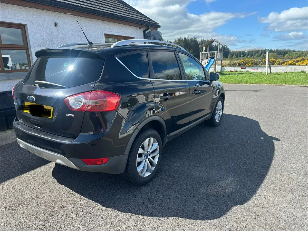 Ford Kuga 2010 - Image 2