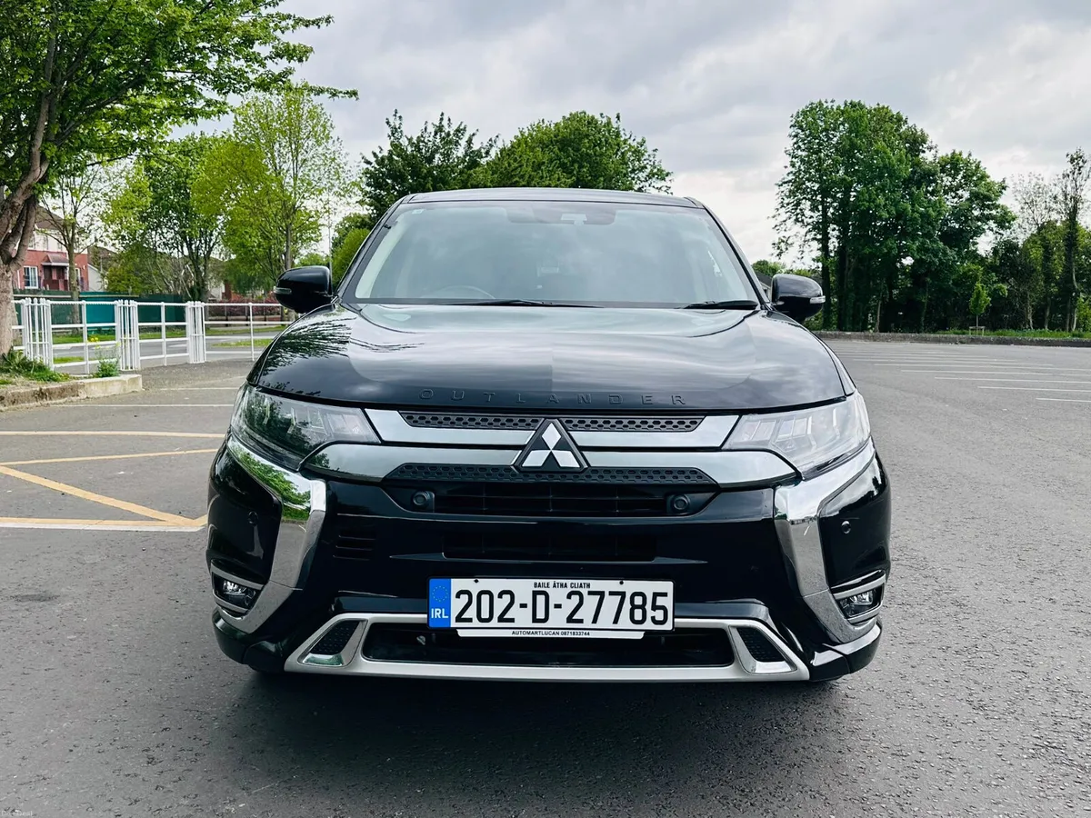 Mitsubishi Outlander 2020 2.4 Plug In Hybrid - Image 3