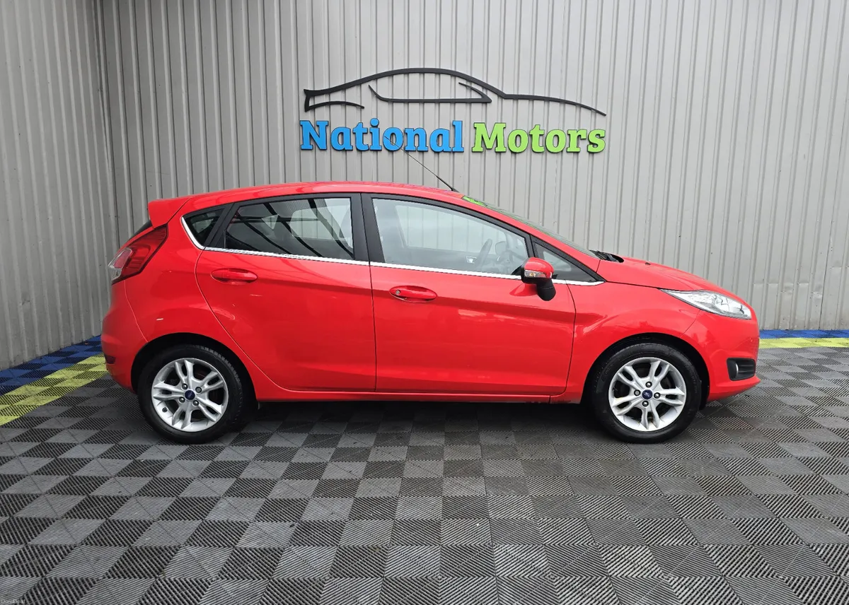 2017 Ford Fiesta 1.0 Petrol - Image 2